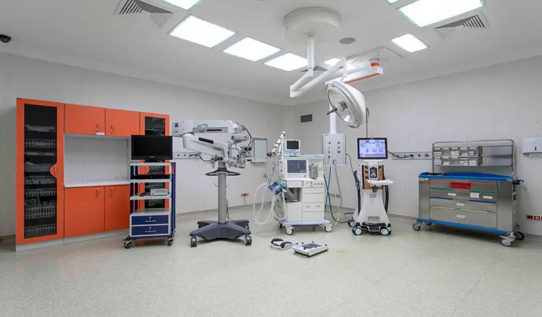 OP-Saal für Augenchirurgie