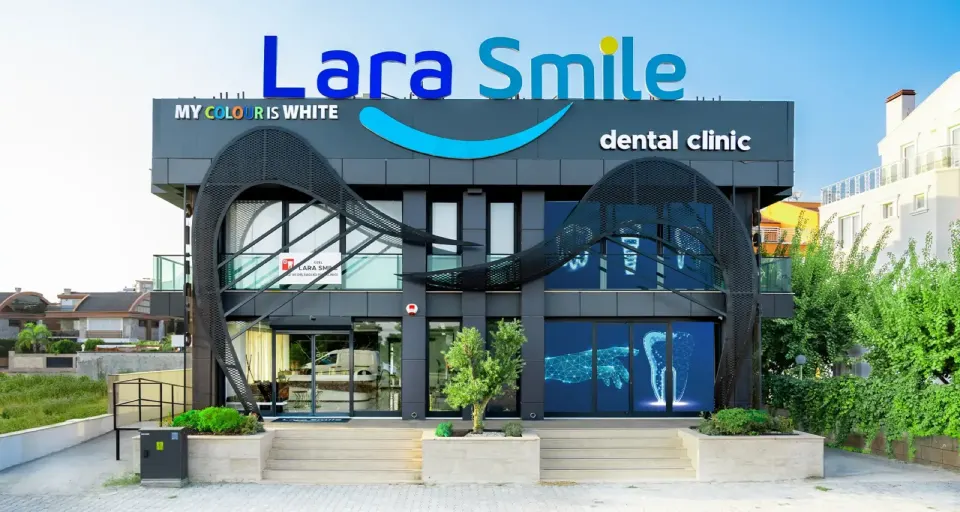 Exterior de la clínica dental Lara Smile